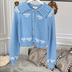 SINCERELY JULES
Blue Bow Knit Cardigan size M